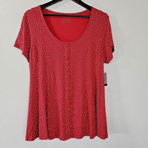 Torrid Women’s Plus 1X Red Polka Dot Super Soft Fit & Flare Top NWT - Picture 1 of 7